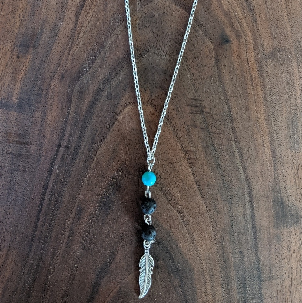 New Turquoise Feather Essential Oil Necklace